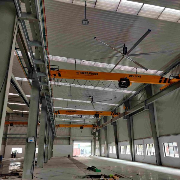 hvls fan above crane