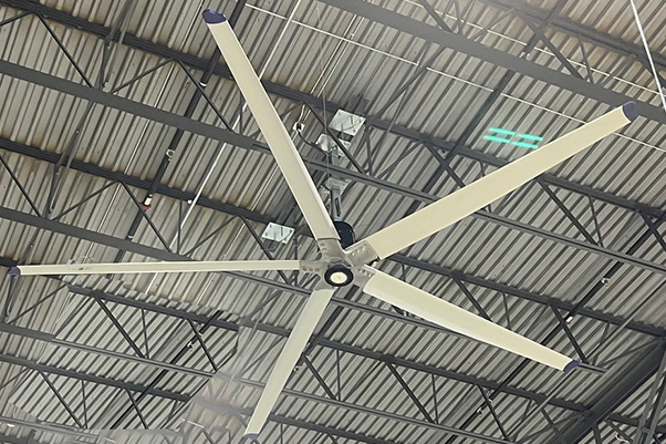 Why Restaurants & Banquet Halls Prefer HVLS Fans HVLS Fans and Their Applications