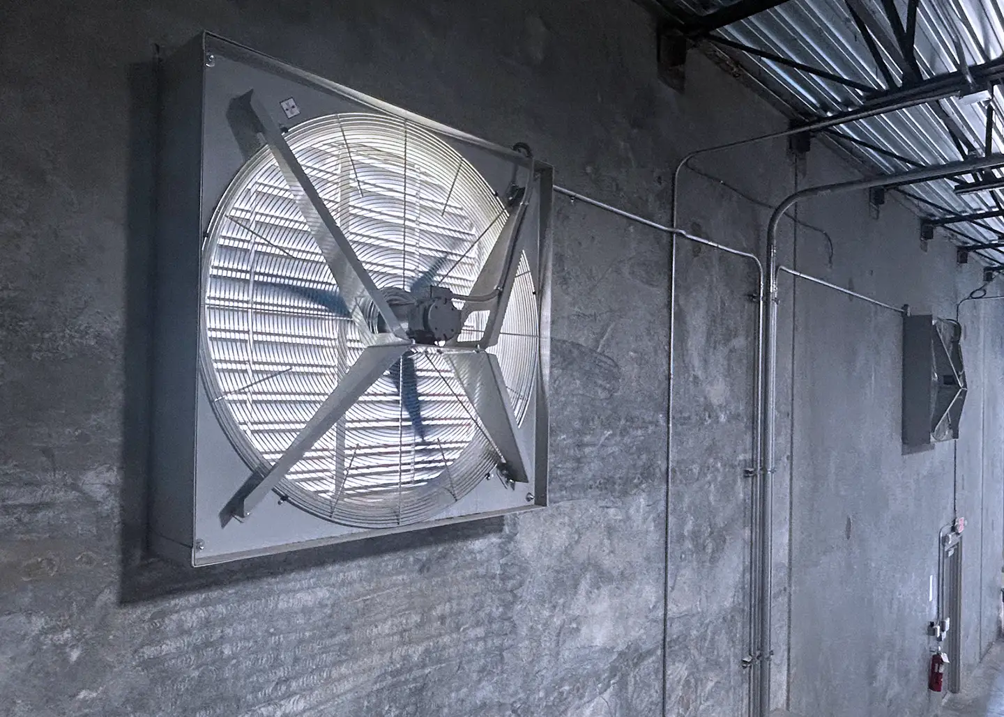 Industrial Exhaust Fans vs Air Coolers: Which Ventilation System Is Right for Your Facility? Understanding the Industrial Air Coolers