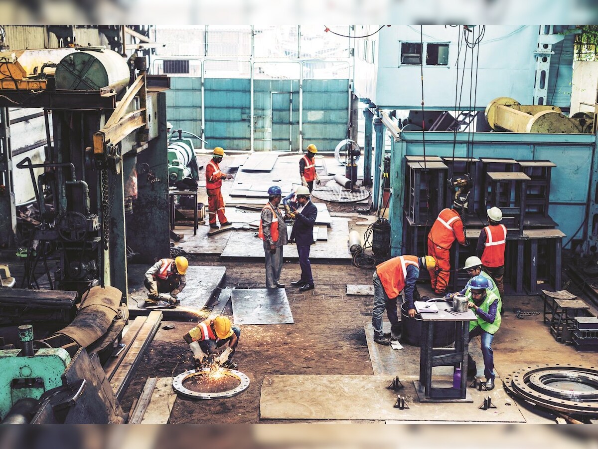 12 Real Reasons Employees Leave Manufacturing Plants
